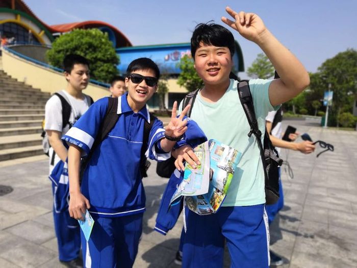 初二个人 初二个人